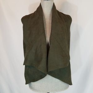 ❤ 3/$25 Caribbean Queen